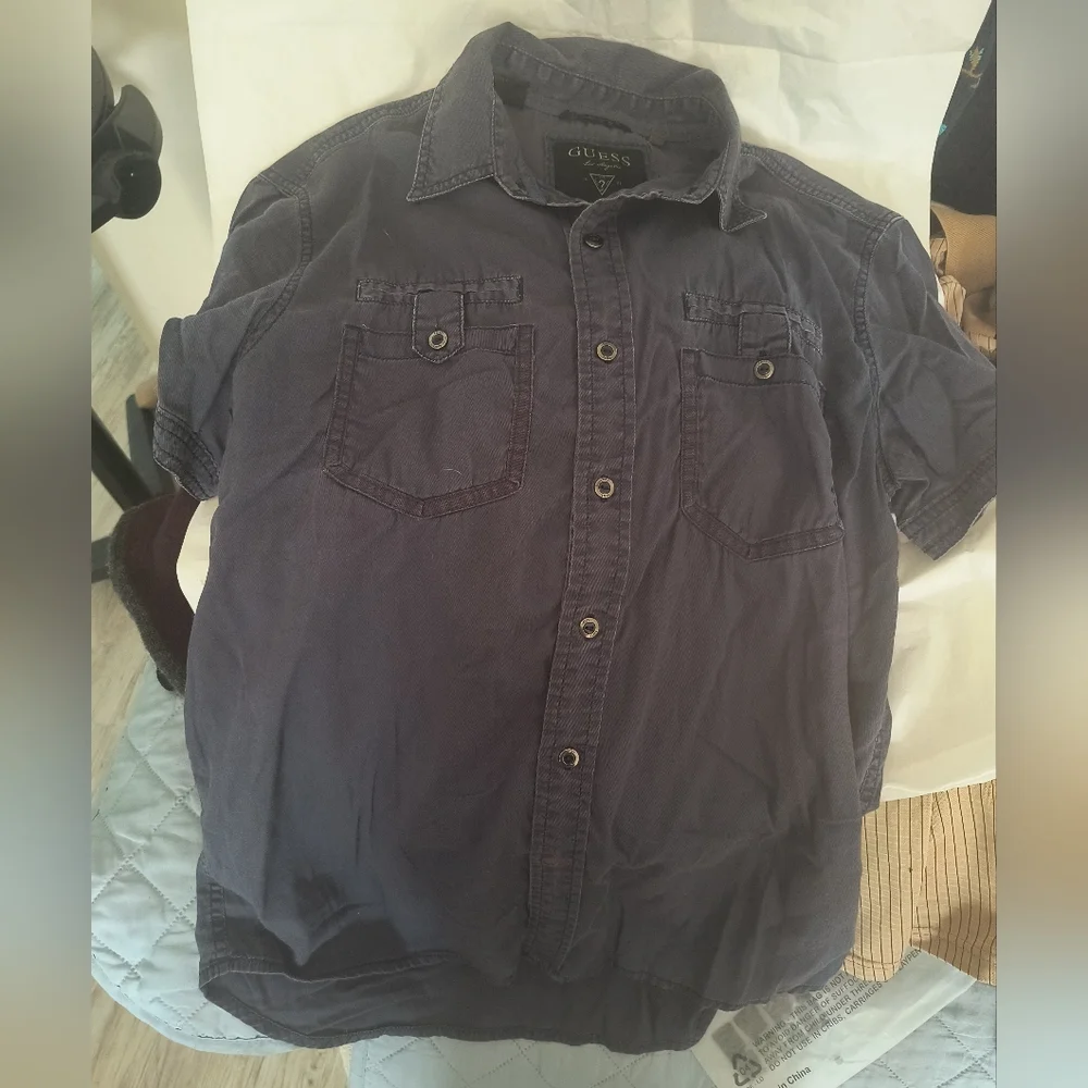 5 men's small shirts.  Misc brands.one need mended see photos.Euc - Picture 2 of 12